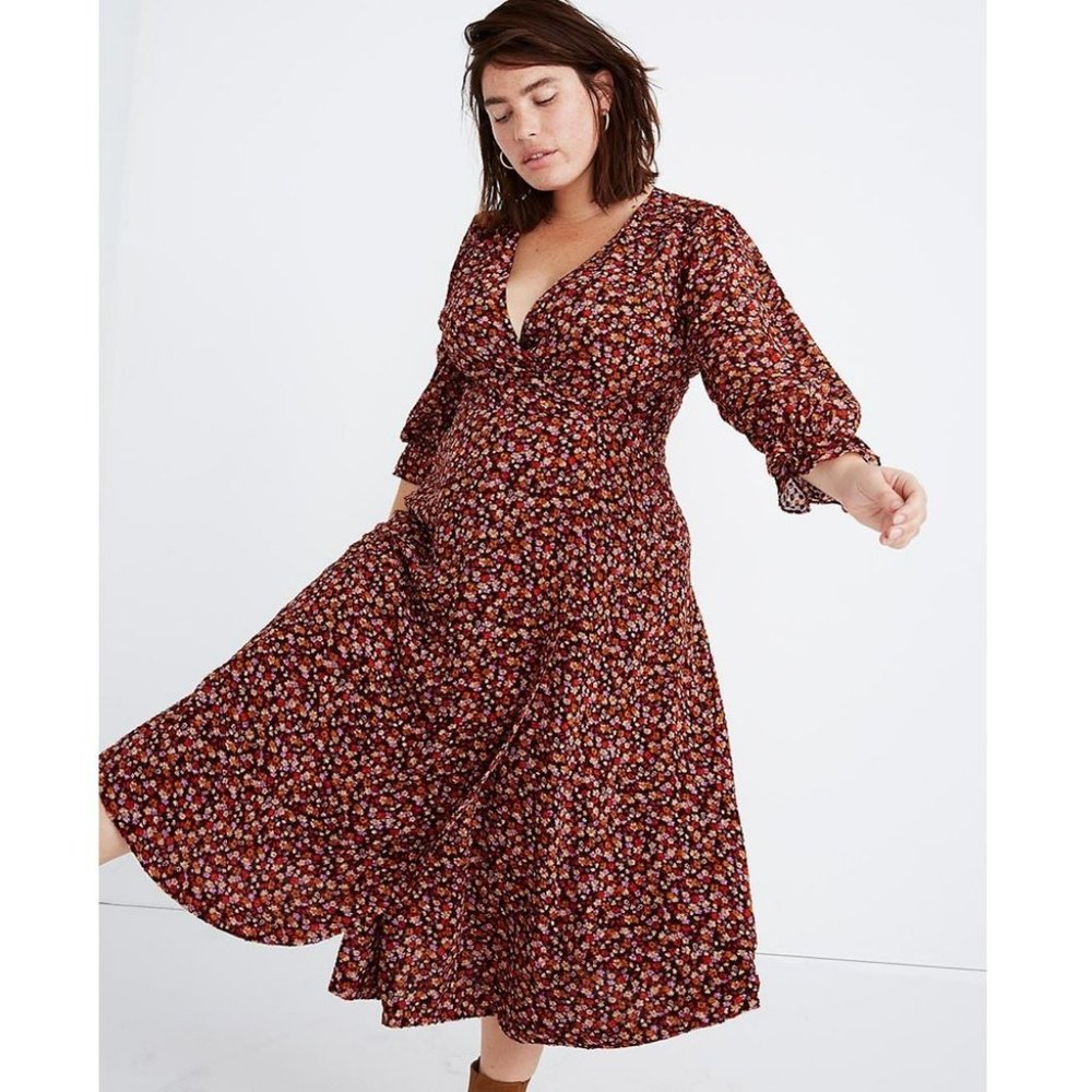 Madewell Long-Sleeve Crossover Midi Dress in Clipdot Spring Prairie